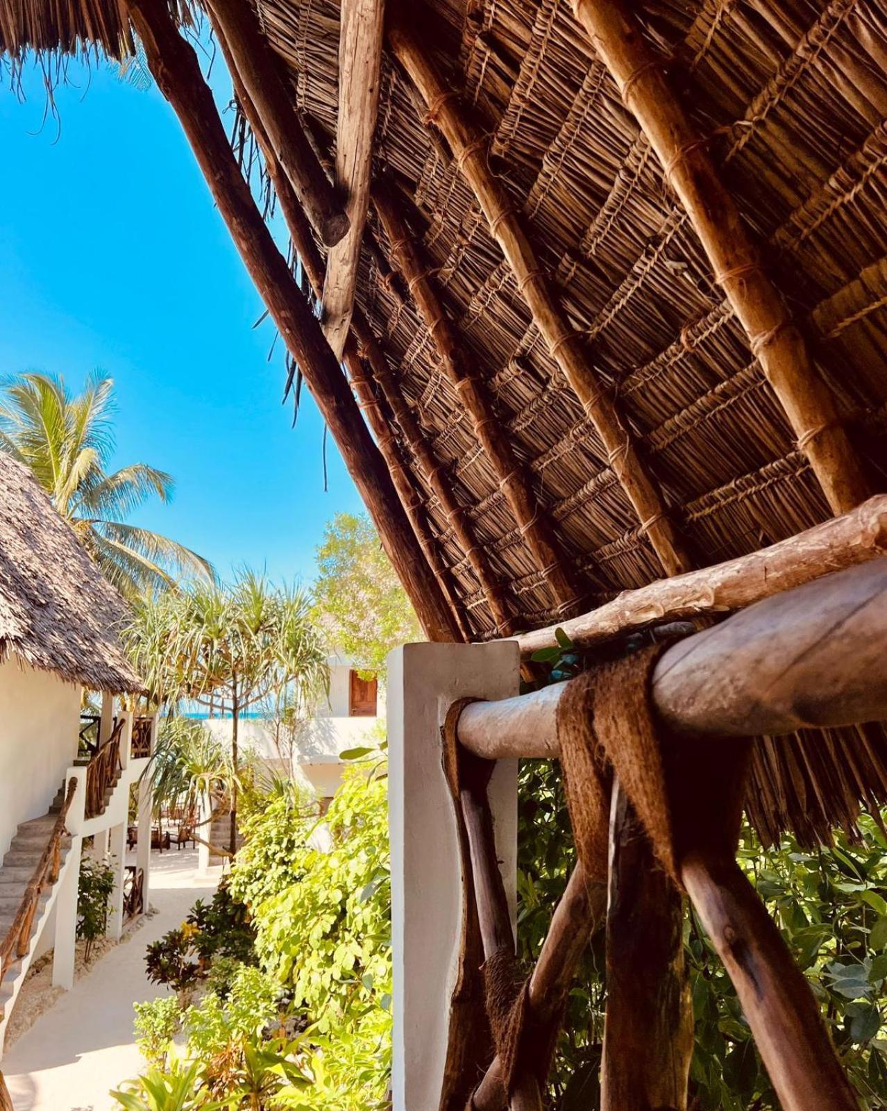 Helwas Zanzibar Beach Hotel Bwejuu Buitenkant foto