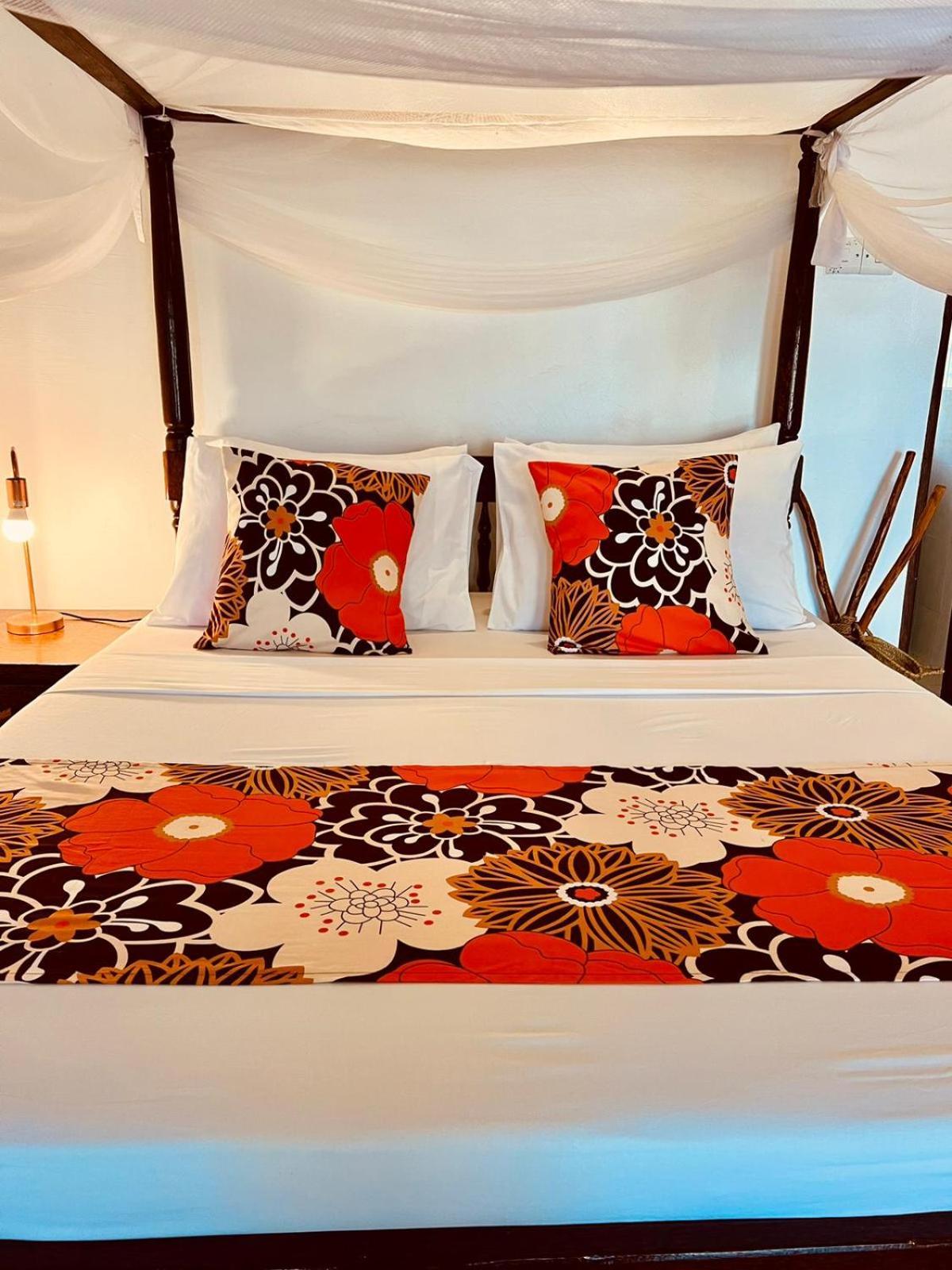 Helwas Zanzibar Beach Hotel Bwejuu Buitenkant foto