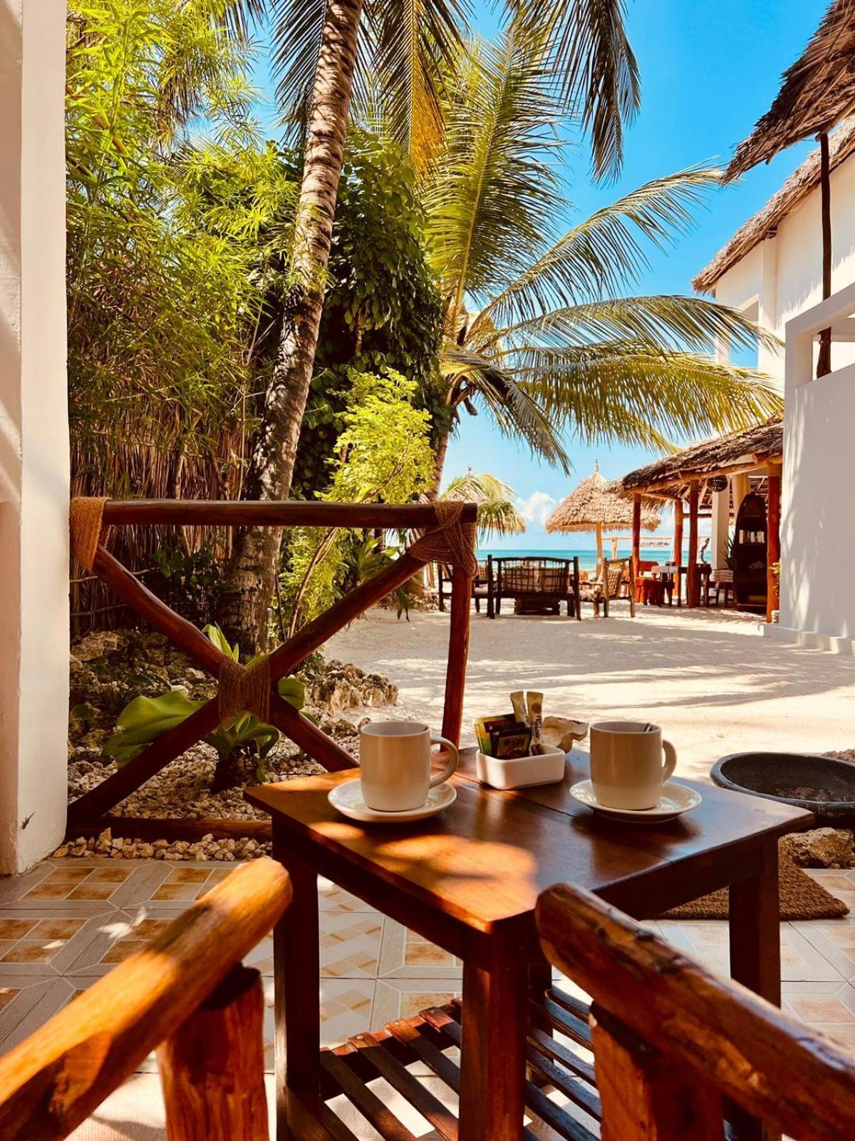 Helwas Zanzibar Beach Hotel Bwejuu Buitenkant foto